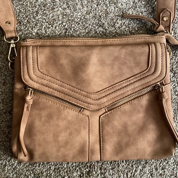 Purse. - Picture 2 of 8